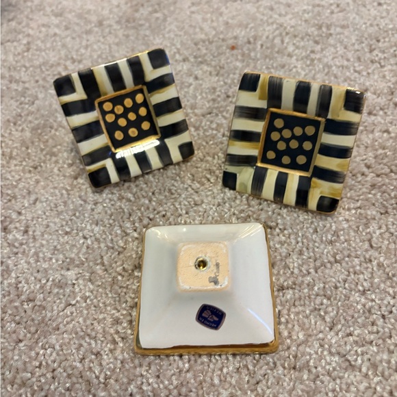 Mackenzie-Childs Courtly Stripe Knob - Picture 3 of 8